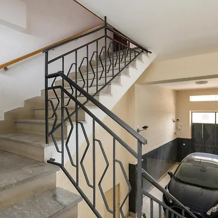 Dimora Vialecce ,with Private Parking Apartman